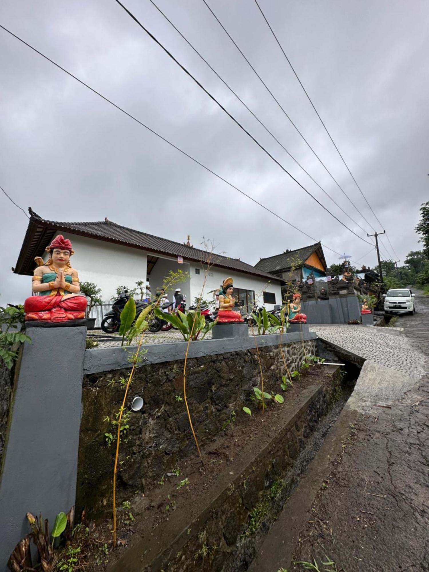 Ferienwohnung Bali Basuki Retreat Center Besakih Exterior foto